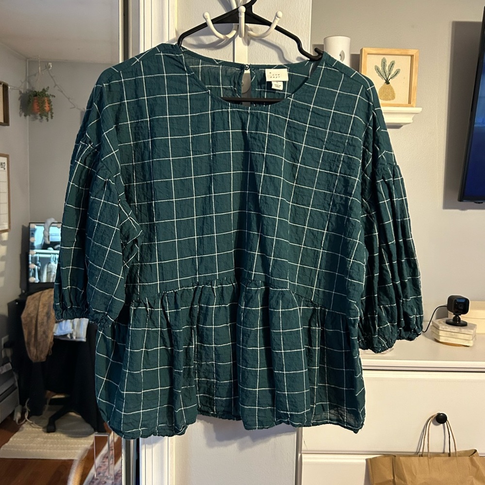 balloon sleeve top
